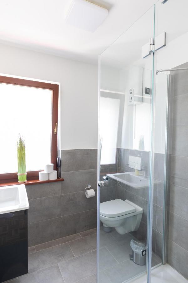 Lahn-Living III - Modernes Design - Zentrale Lage Nahe Rhein Und Martinsburg Apartment Lahnstein Bagian luar foto