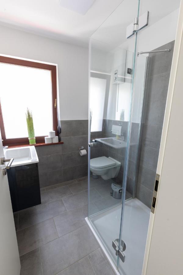 Lahn-Living III - Modernes Design - Zentrale Lage Nahe Rhein Und Martinsburg Apartment Lahnstein Bagian luar foto